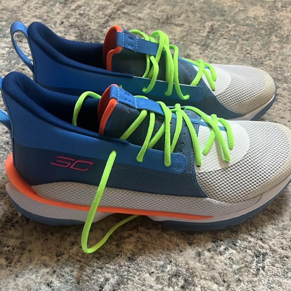 UA Curry 7 Super Soaker